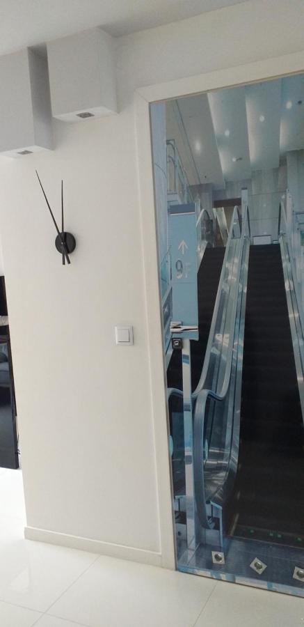 Apartamenty Centrum Rynek Mala Dwojka 凯尔采 外观 照片