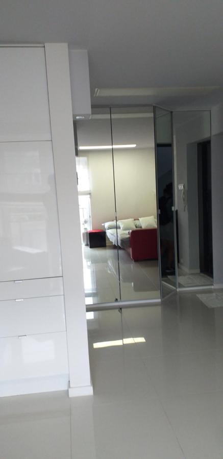 Apartamenty Centrum Rynek Mala Dwojka 凯尔采 外观 照片
